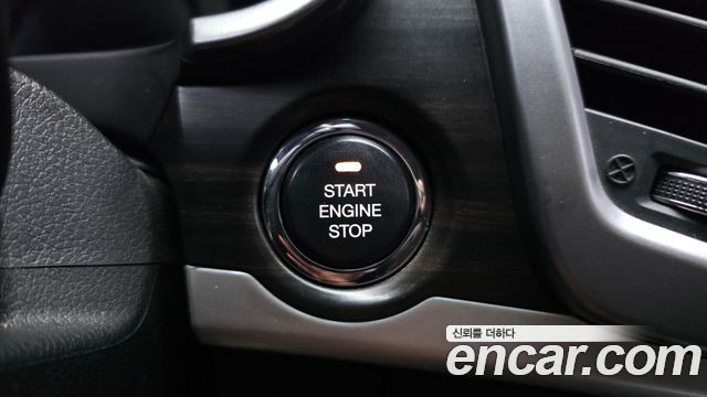 KG Mobility KORANDO 2015 — photo 27