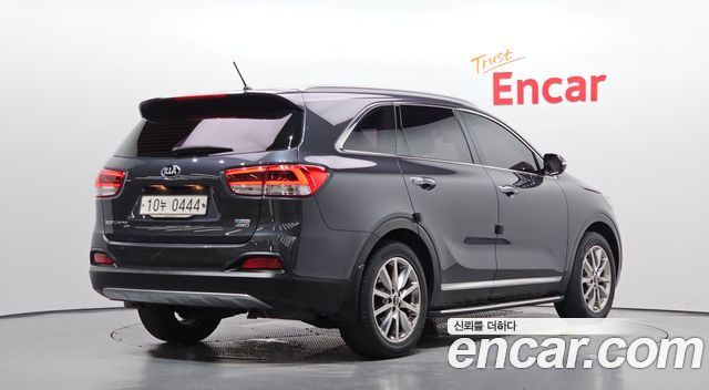 Kia Sorento 2016 — photo 2