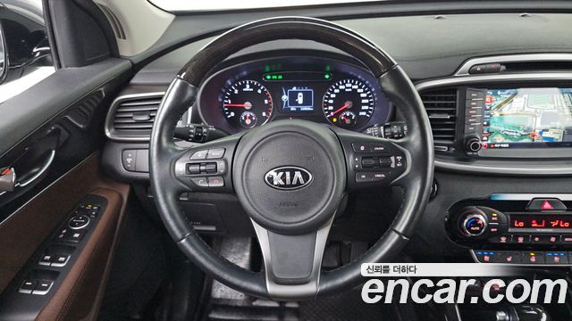 Kia Sorento 2016 — photo 19