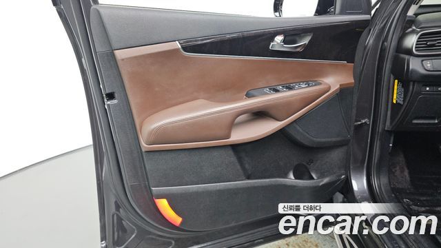 Kia Sorento 2016 — photo 14