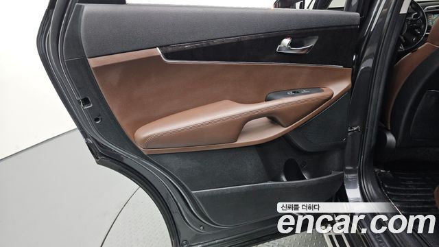 Kia Sorento 2016 — photo 15