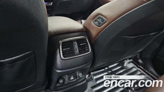 Kia Sorento 2016 — photo 31