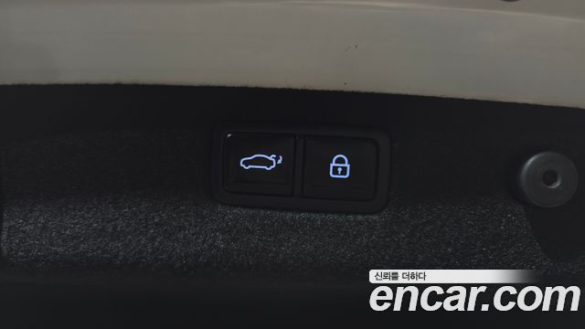 Genesis G70 2025 — photo 24