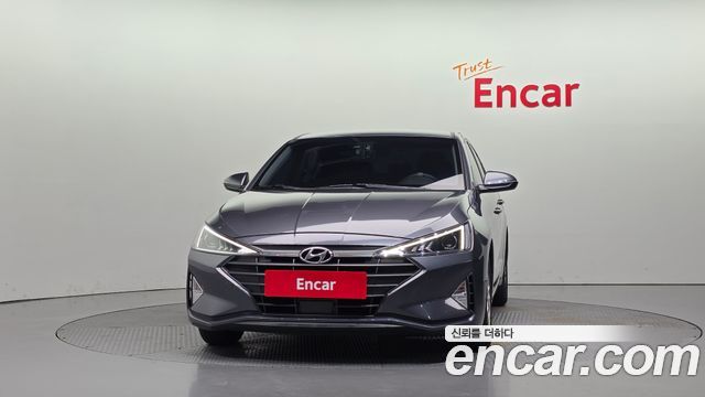 Hyundai AVANTE 2019 — photo 3