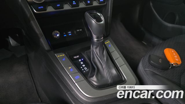Hyundai AVANTE 2019 — photo 9