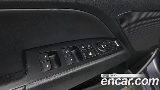 Hyundai AVANTE 2019 — photo 11