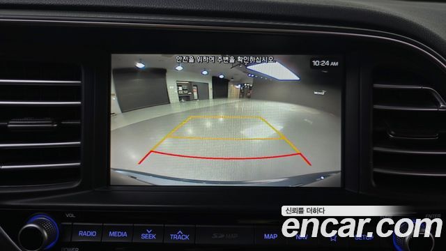 Hyundai AVANTE 2019 — photo 15