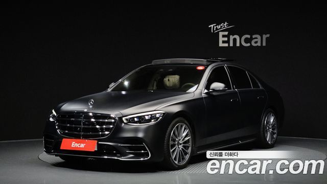 Mercedes-Benz S-Class 2026 — photo 1