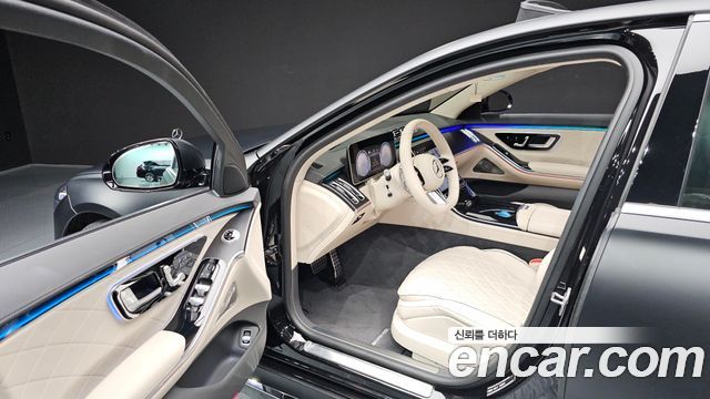 Mercedes-Benz S-Class 2026 — photo 13