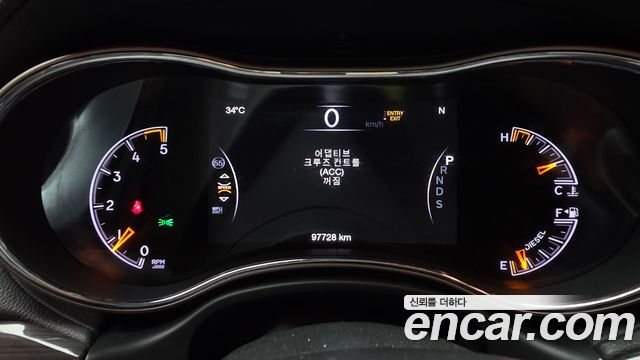 Jeep Cherokee 2015 — photo 8