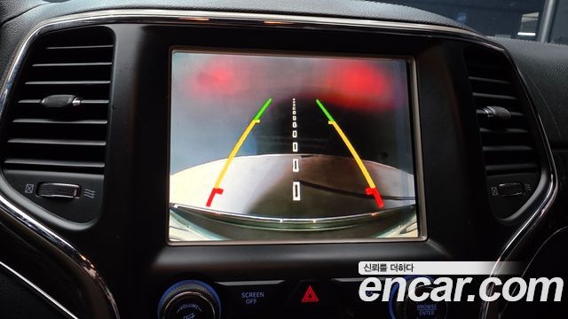 Jeep Cherokee 2015 — photo 15