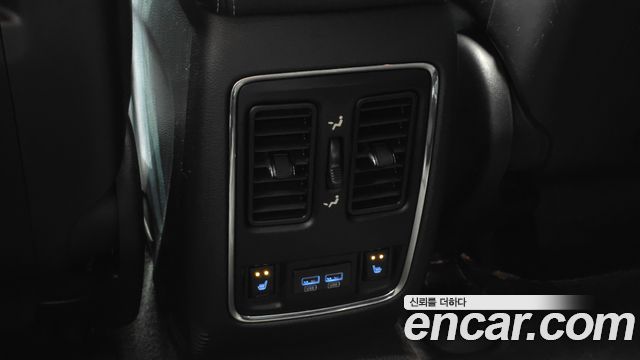 Jeep Cherokee 2015 — photo 18