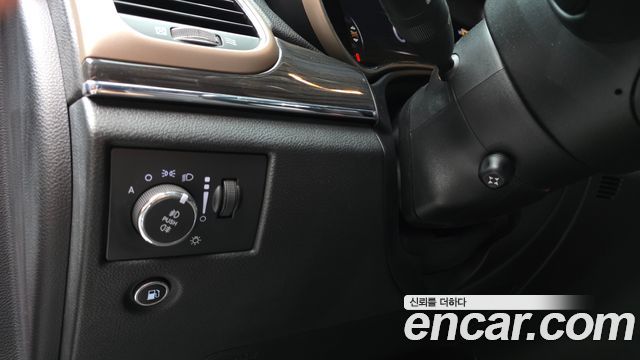 Jeep Cherokee 2015 — photo 19