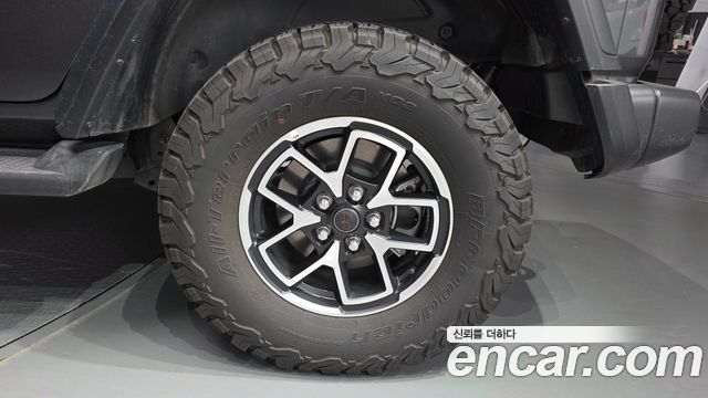 Jeep Wrangler 2025 — photo 7