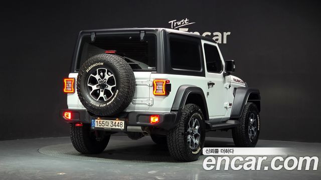 Jeep Wrangler 2022 — photo 2