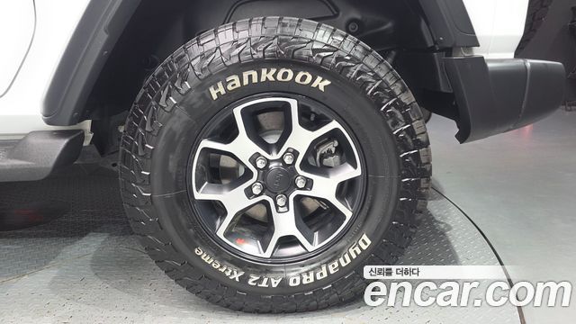 Jeep Wrangler 2022 — photo 7