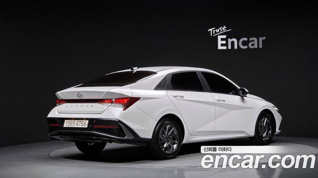 Hyundai AVANTE 2024 — photo 2