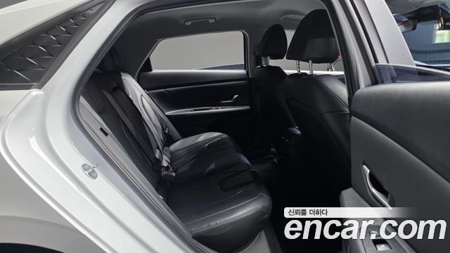 Hyundai AVANTE 2024 — photo 17
