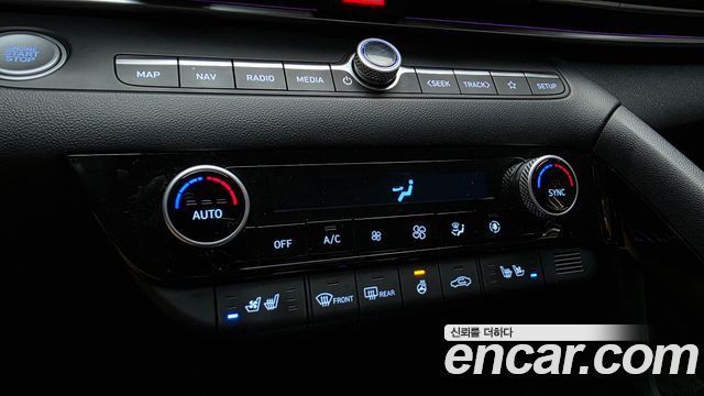 Hyundai AVANTE 2024 — photo 23