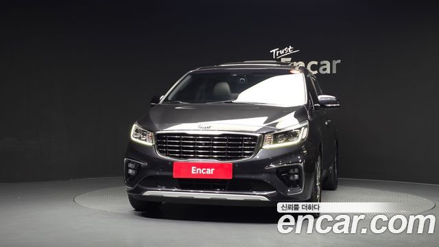 Kia Canival 2019 — photo 3