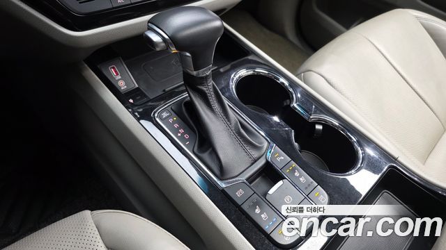 Kia Canival 2019 — photo 12