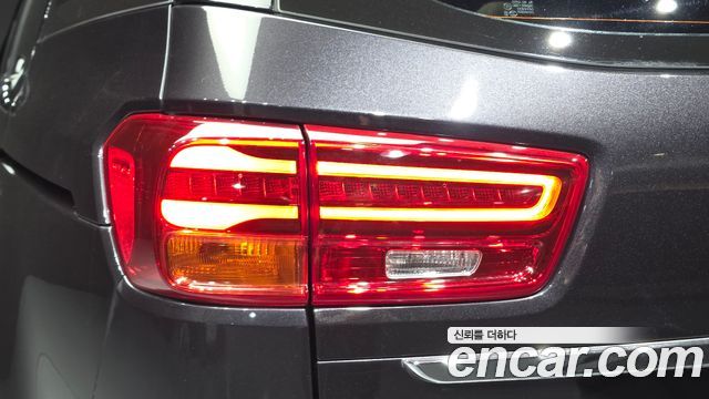 Kia Canival 2019 — photo 9