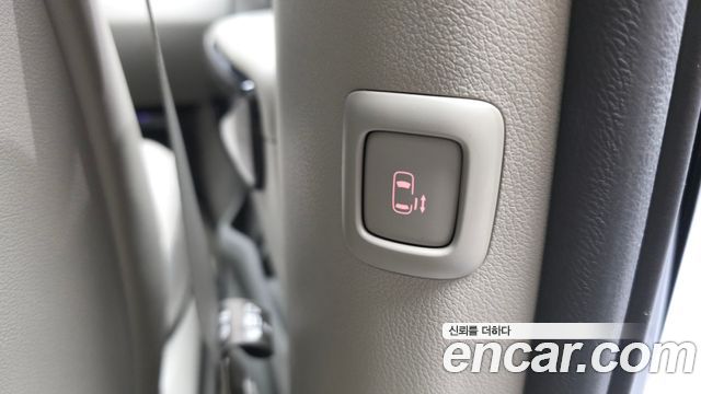 Kia Canival 2019 — photo 29