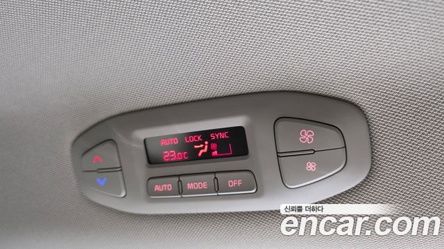 Kia Canival 2019 — photo 36