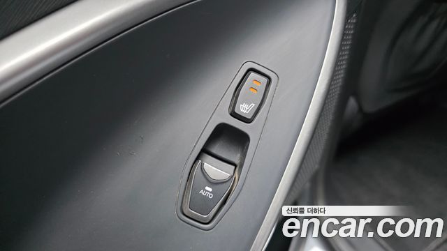 Hyundai Santafe 2018 — photo 24