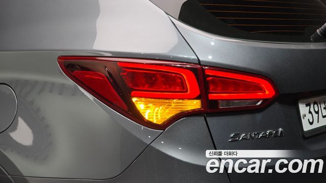Hyundai Santafe 2018 — photo 9
