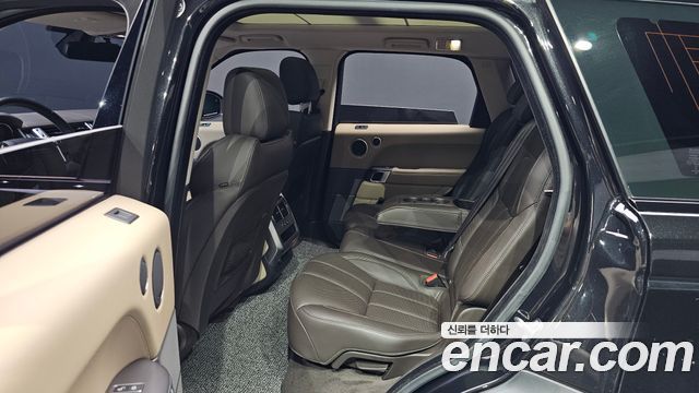 Land Rover Range Rover Sport 2016 — photo 18