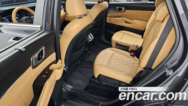 Kia Sorento 2023 — photo 18