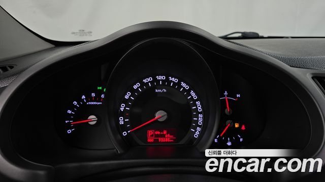 Kia Sportage 2012 — photo 8
