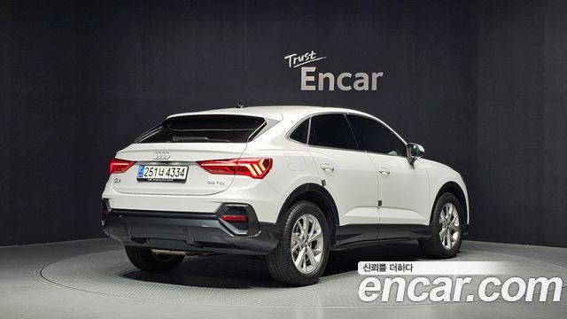 Audi Q3 2020 — photo 2