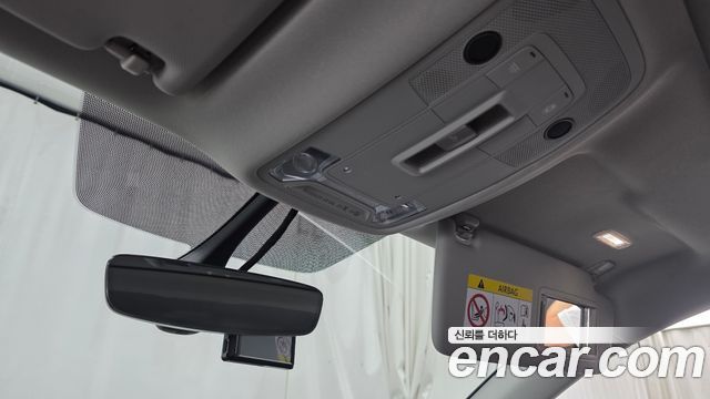 Audi Q3 2020 — photo 30