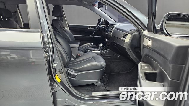 KG Mobility Rexton 2019 — photo 17