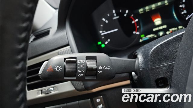KG Mobility Rexton 2019 — photo 23