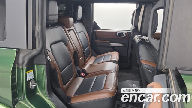 Ford Bronco 2023 — photo 12