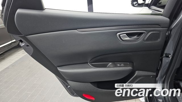 Renault Korea SM6 2024 — photo 15