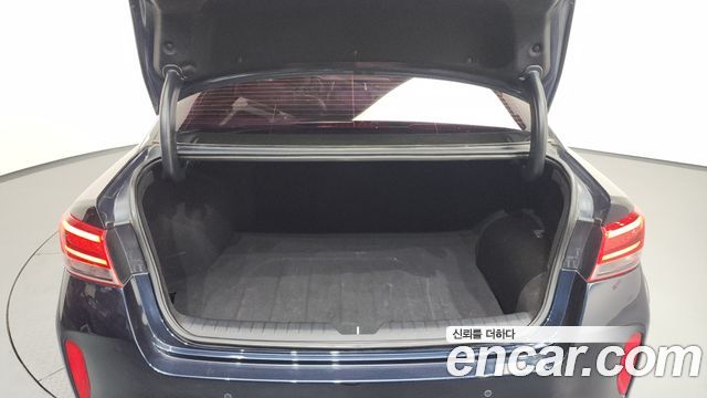 Kia K5 2016 — photo 24