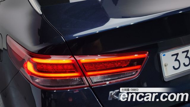Kia K5 2016 — photo 9