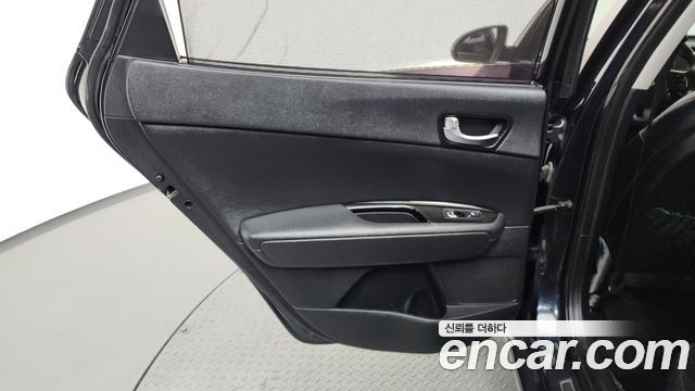 Kia K5 2016 — photo 15