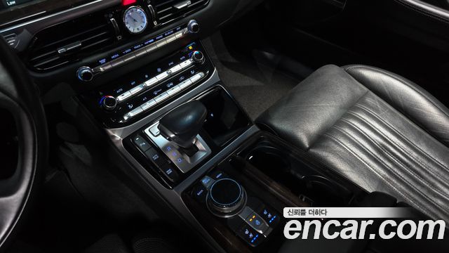 Genesis EQ900 2016 — photo 9
