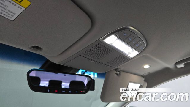 Genesis EQ900 2016 — photo 15