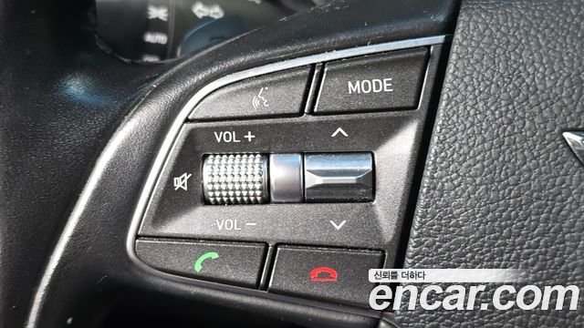 Genesis EQ900 2016 — photo 16