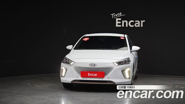 Hyundai Ioniq 2017 — photo 3