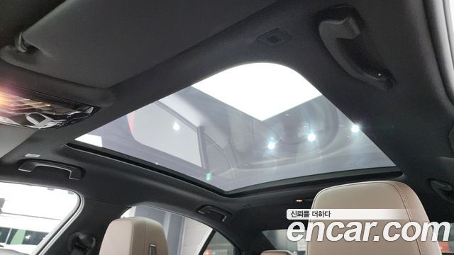 BMW 5-Series 2025 — photo 23