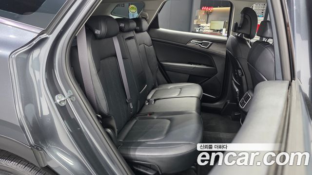 Kia Sportage 2022 — photo 18