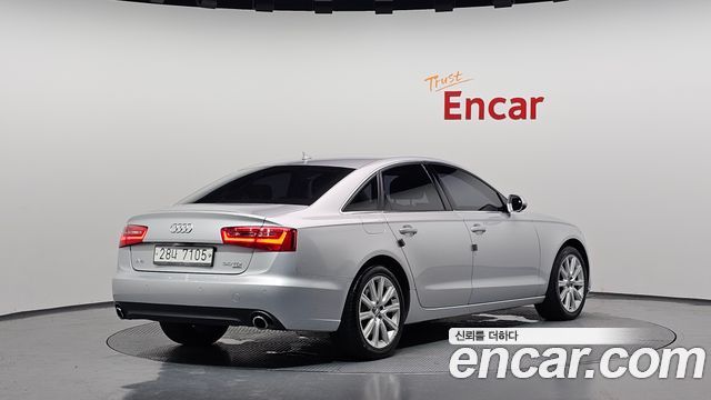 Audi A6 2012 — photo 2