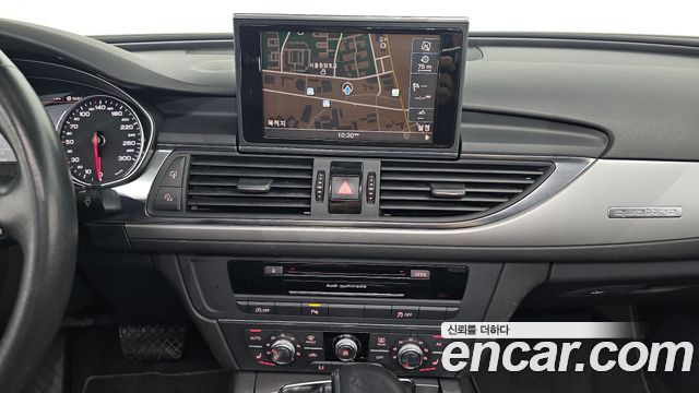 Audi A6 2012 — photo 14